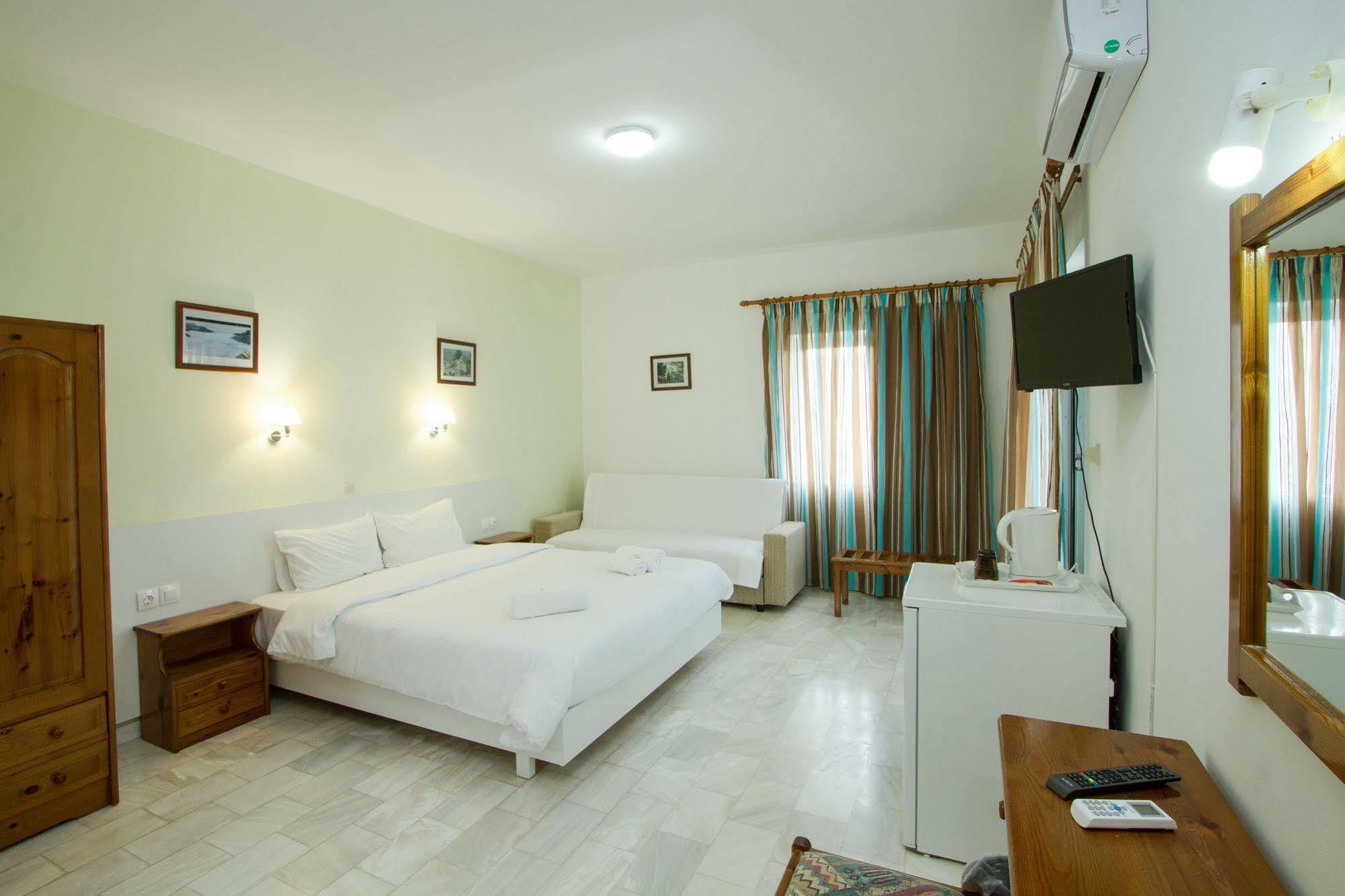 Revekka Rooms Kissamos Luaran gambar